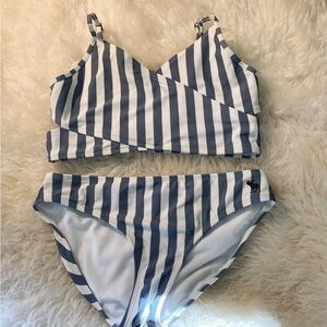 Abercrombie kids stripped swimsuit